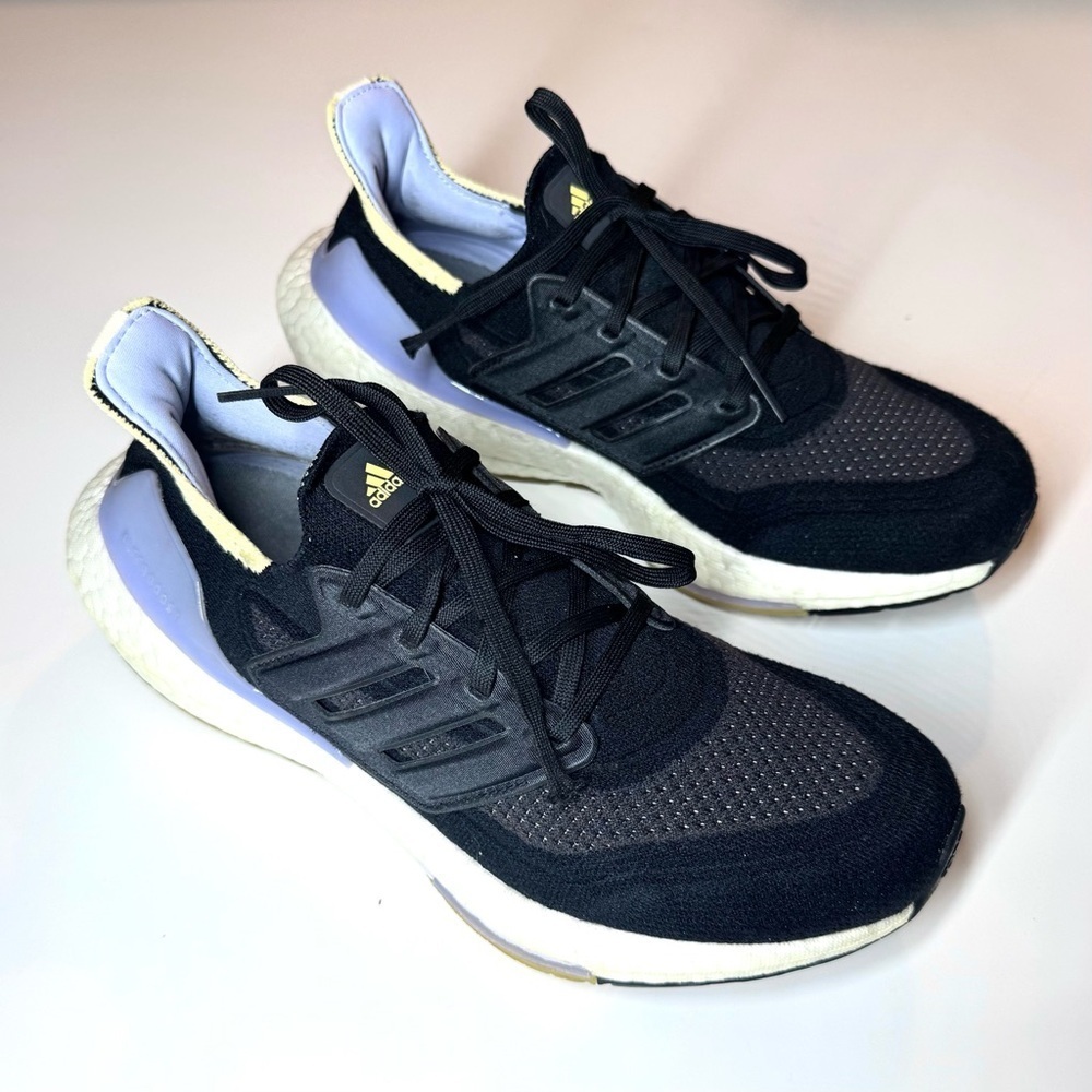 Adidas Women's Black and Lavender Running Shoes - Picture 5 of 10